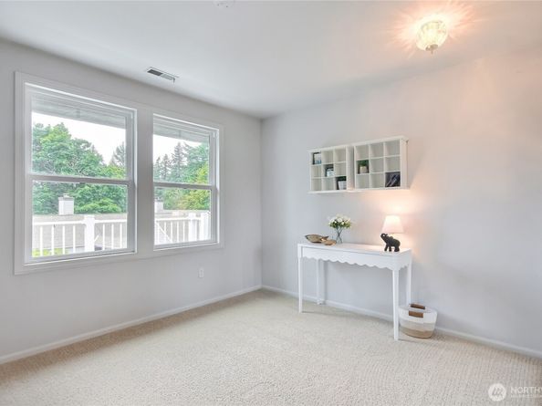 4051 Providence Point Drive SE 2034, Issaquah WA 98029