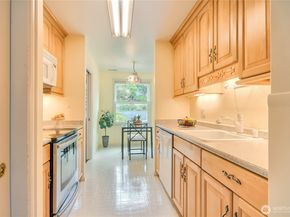4051 Providence Point Drive SE 2034, Issaquah WA 98029