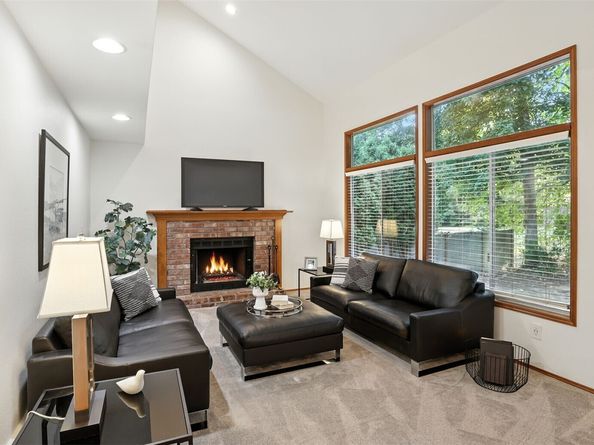 3602 243rd Avenue SE, Sammamish WA 98029