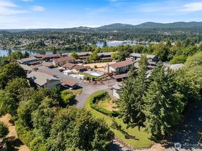 3560 Narrows View Lane NE 202, Bremerton WA 98310