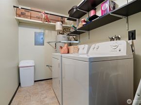 3560 Narrows View Lane NE 202, Bremerton WA 98310