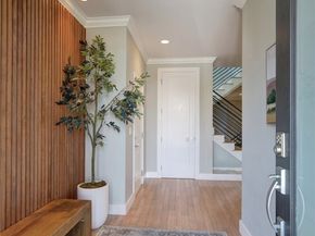 1025 N 36th Street, Renton WA 98056