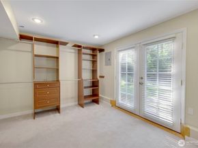 21325 SE 24th Street, Sammamish WA 98075