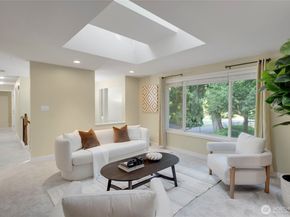 21325 SE 24th Street, Sammamish WA 98075