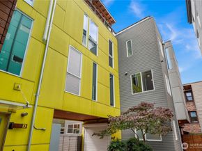 1623 14th Avenue E, Seattle WA 98122