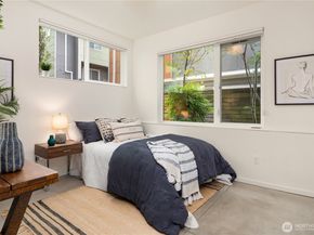 1623 14th Avenue E, Seattle WA 98122