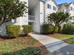 11002 SE Petrovitsky Road F302, Renton WA 98055