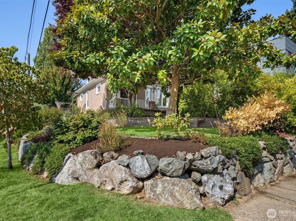 7641 46th Avenue S, Seattle WA 98118