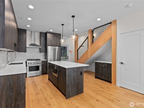 2364 Franklin Avenue E B, Seattle WA 98102