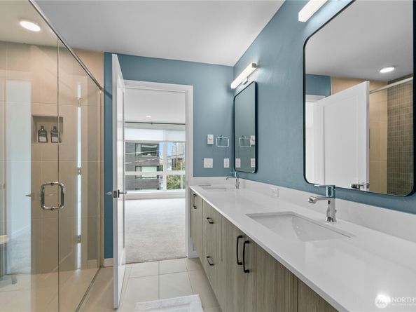 2364 Franklin Avenue E B, Seattle WA 98102
