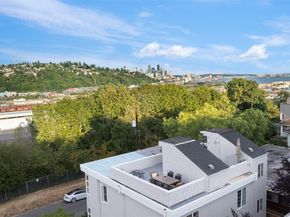2301 W Crockett Street, Seattle WA 98199
