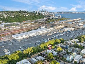 2301 W Crockett Street, Seattle WA 98199