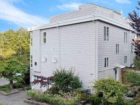 2301 W Crockett Street, Seattle WA 98199