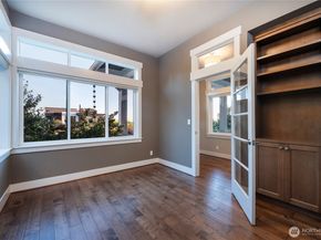 116 12th Avenue, Kirkland WA 98033