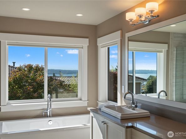 116 12th Avenue, Kirkland WA 98033