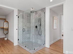 2115 Squak Mountain Loop SW, Issaquah WA 98027