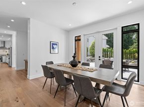 2115 Squak Mountain Loop SW, Issaquah WA 98027