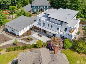 2115 Squak Mountain Loop SW