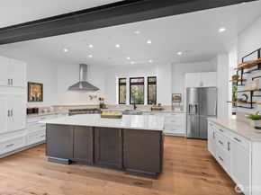 2115 Squak Mountain Loop SW, Issaquah WA 98027