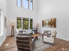 2115 Squak Mountain Loop SW, Issaquah WA 98027