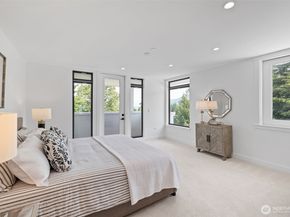 2115 Squak Mountain Loop SW, Issaquah WA 98027