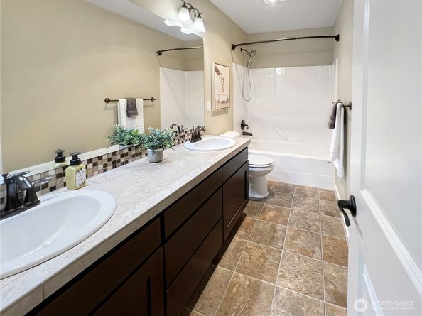 4322 186th Street SW, Lynnwood WA 98037