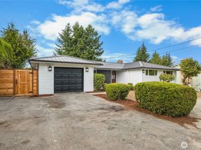 1121 E Guiberson Street, Kent WA 98030