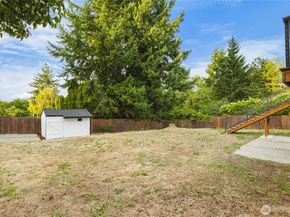 1121 E Guiberson Street, Kent WA 98030