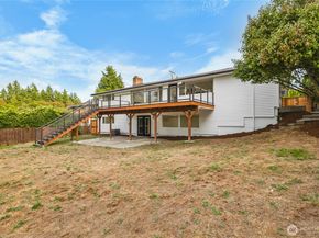 1121 E Guiberson Street, Kent WA 98030