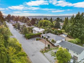 1121 E Guiberson Street, Kent WA 98030