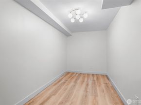 1121 E Guiberson Street, Kent WA 98030