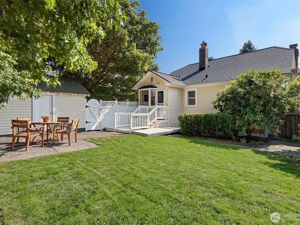 3016 NW 72nd Street, Seattle WA 98117