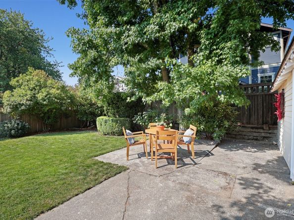 3016 NW 72nd Street, Seattle WA 98117