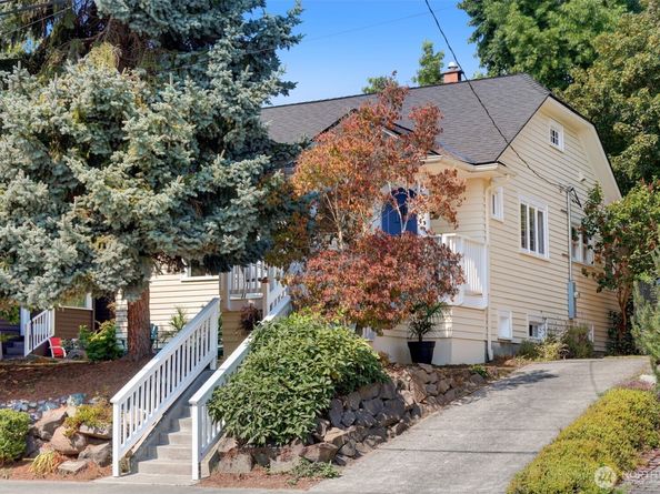 3016 NW 72nd Street, Seattle WA 98117