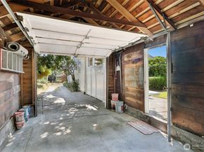 3016 NW 72nd Street, Seattle WA 98117