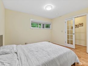 130 105th Avenue SE 108, Bellevue WA 98004