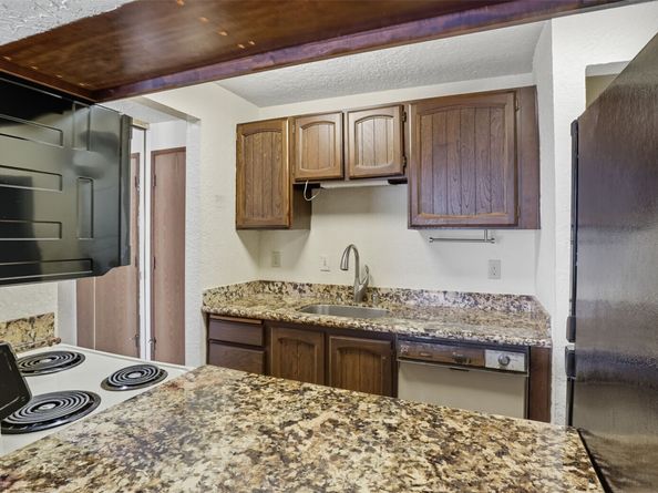 437 Williams Avenue N 201, Renton WA 98057