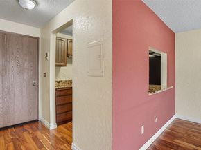 437 Williams Avenue N 201, Renton WA 98057