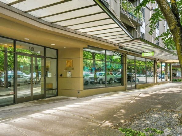 5001 California Avenue SW 212, Seattle WA 98136
