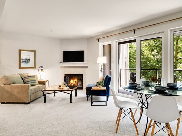 5001 California Avenue SW 212, Seattle WA 98136