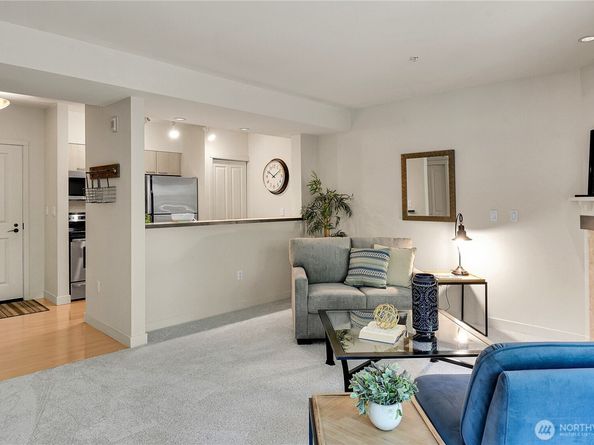 5001 California Avenue SW 212, Seattle WA 98136