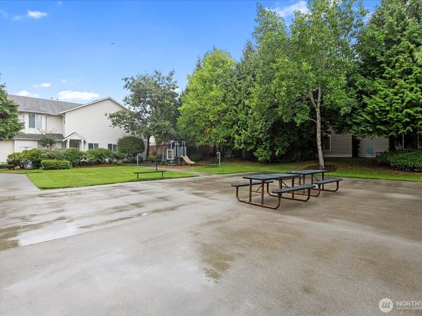 4126 214th Street SW C, Mountlake Terrace WA 98043
