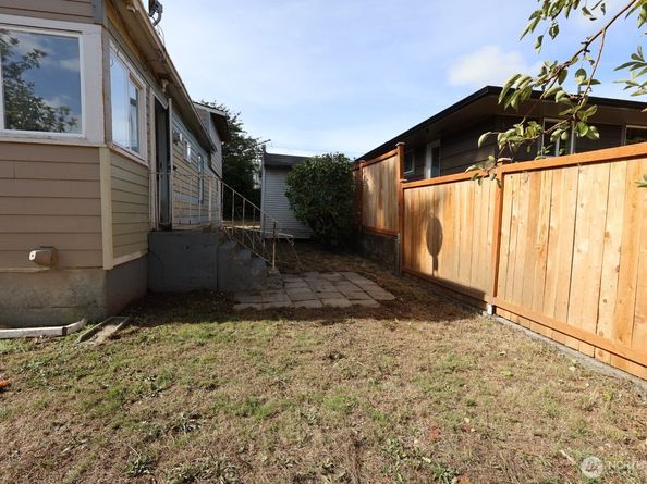 2604 S 122nd Street, Seattle WA 98168