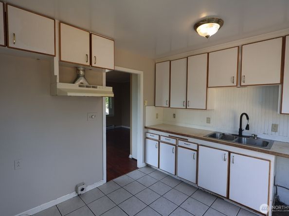 2604 S 122nd Street, Seattle WA 98168