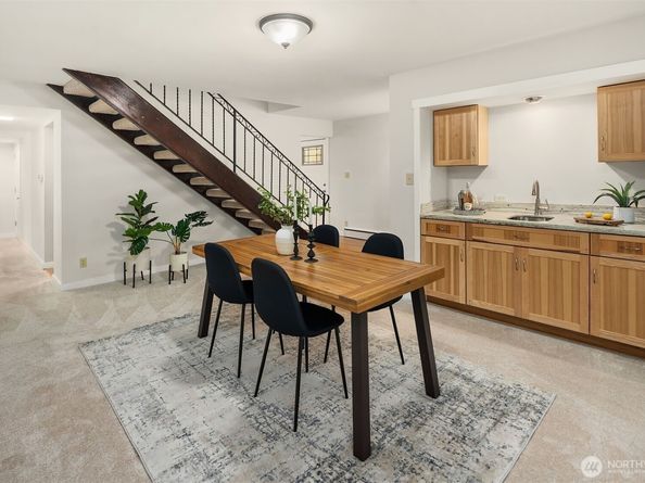 22651 SE 56th Street, Issaquah WA 98029