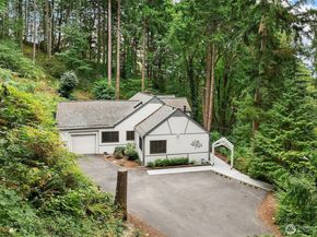 22651 SE 56th Street, Issaquah WA 98029