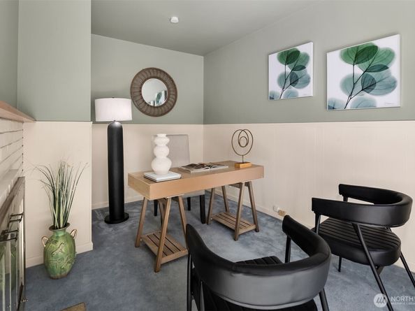 561 N 166th Street, Shoreline WA 98133