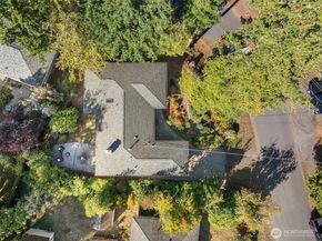 561 N 166th Street, Shoreline WA 98133