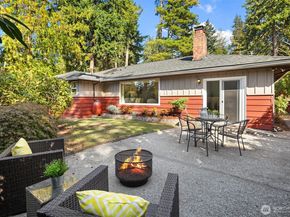 561 N 166th Street, Shoreline WA 98133