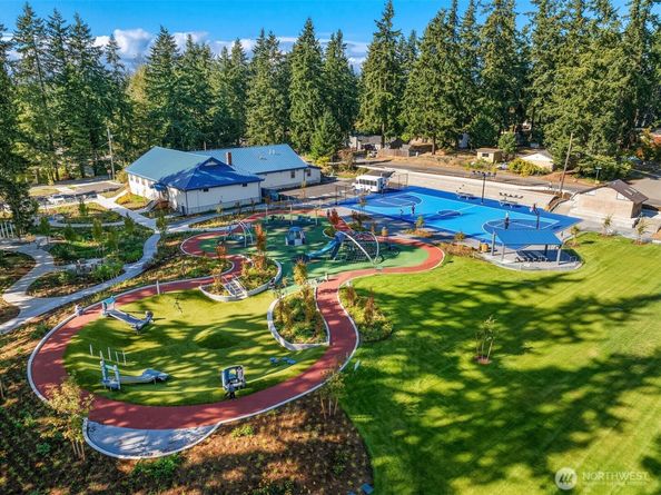 561 N 166th Street, Shoreline WA 98133